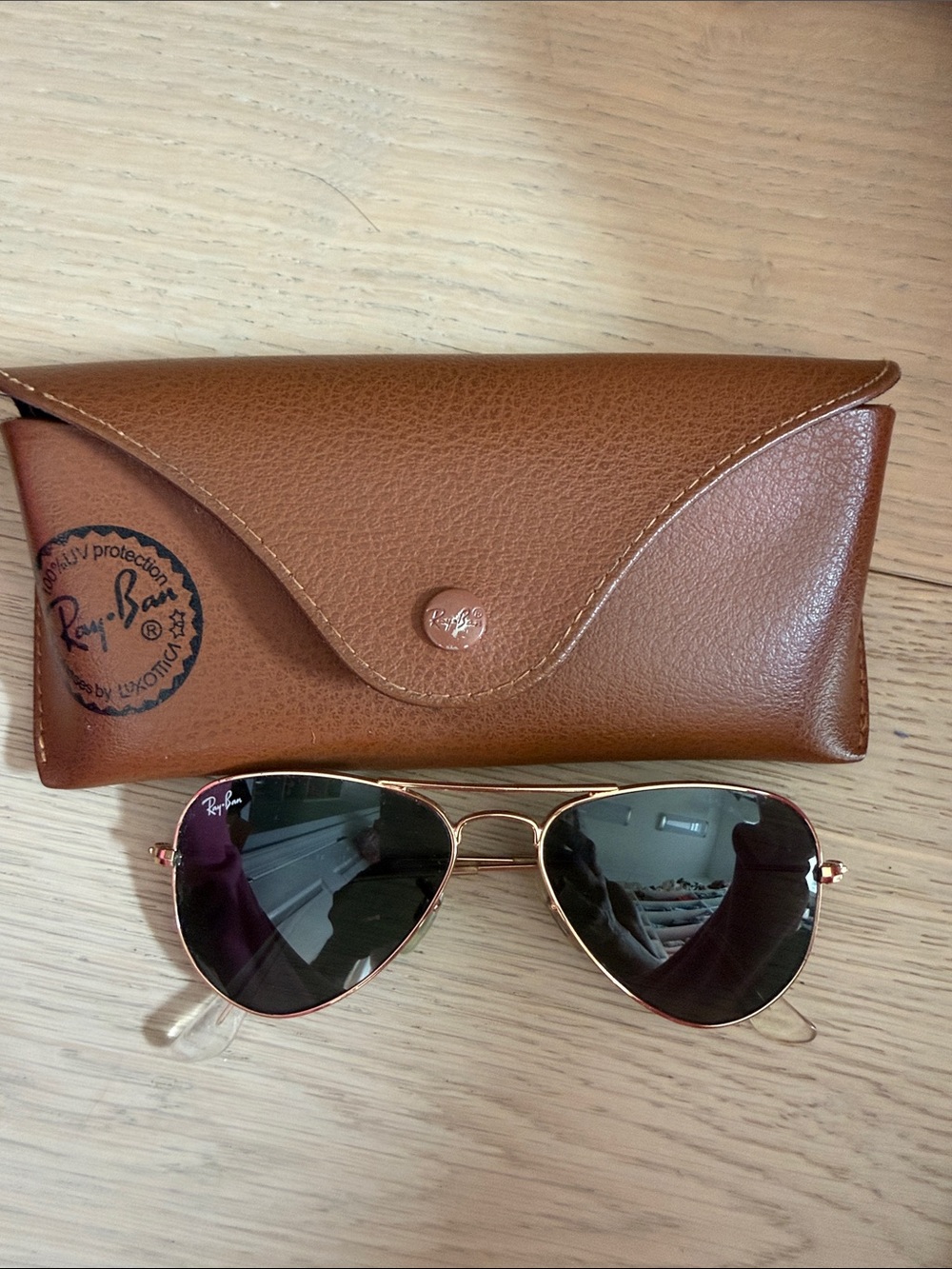 Ray-Ban Gold Frame Aviator Sunglasses with Brown Case